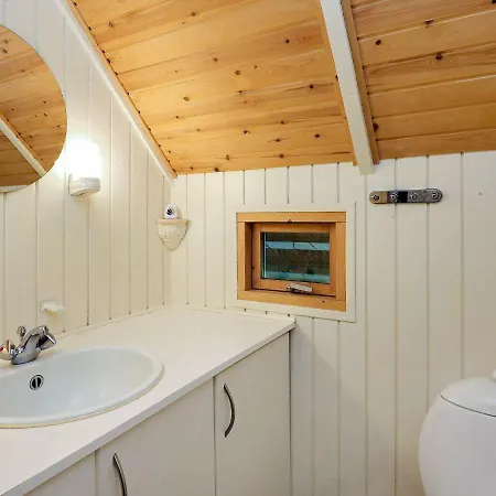 8 Person Holiday In Bl Vand Blåvand